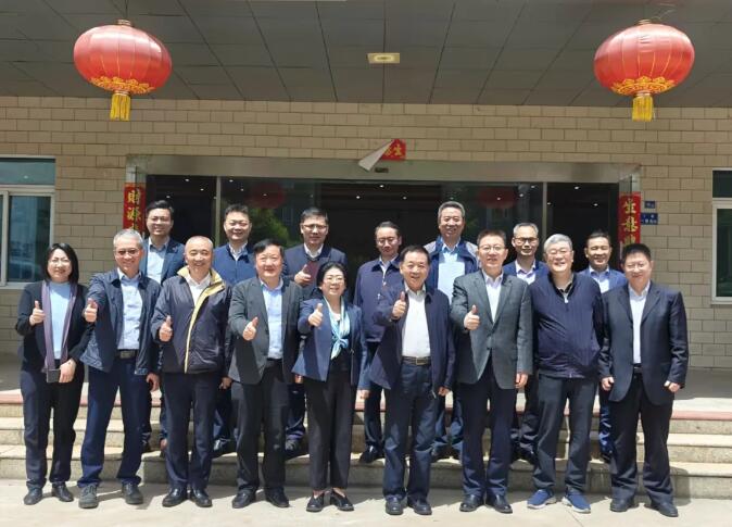 現(xiàn)代精工聯(lián)合華中科技大學和華南理工大學完成的“高分子材料加工過程強化關鍵技術”通過鑒定